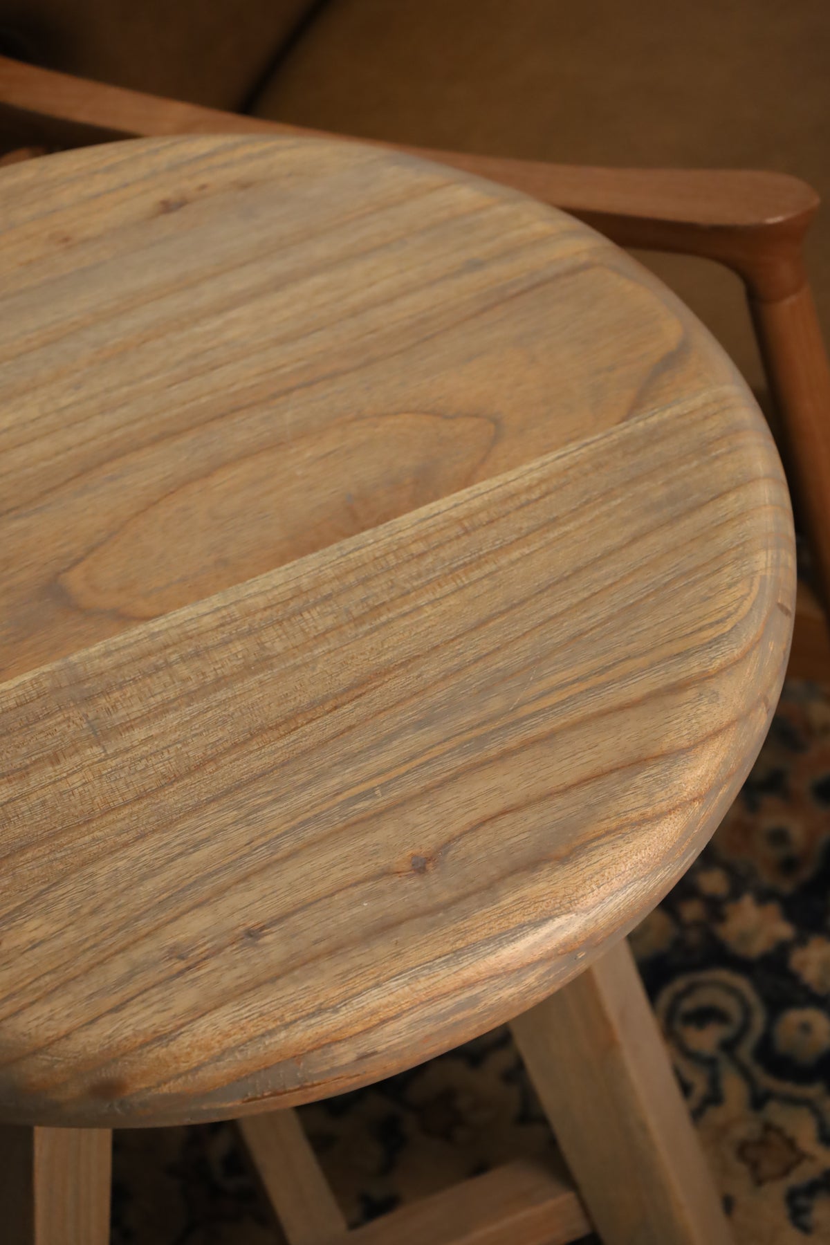 Mesa Lateral Redonda de Madera