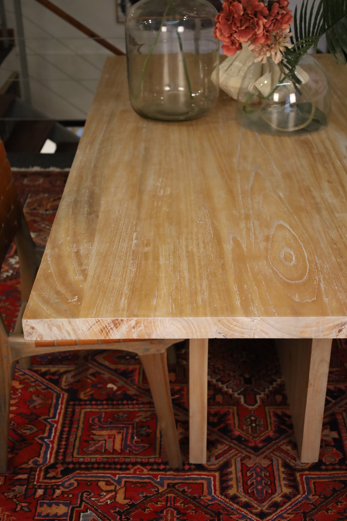 Mesa de comedor Moa